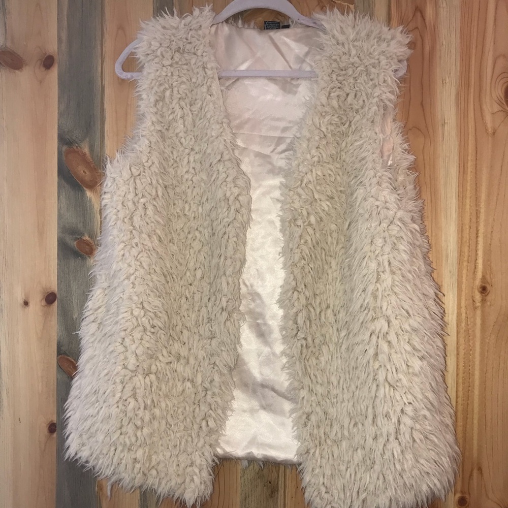 Fur vest